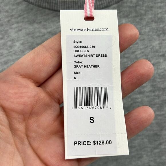 Vineyard Vines Sweatshirt Dress - Gray Heather - Small - New with tags - Picture 3 of 7